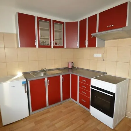 Apartmany - Skolni Хомутов Экстерьер фото