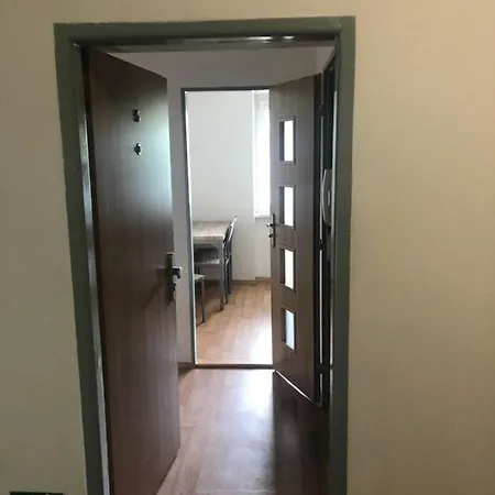 Apartmany - Skolni Хомутов Экстерьер фото