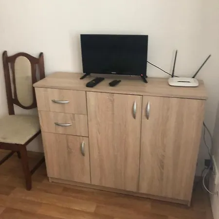 Apartmany - Skolni Хомутов Экстерьер фото